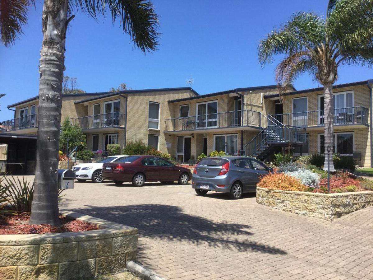 Calendo Apartments Merimbula Exteriör bild